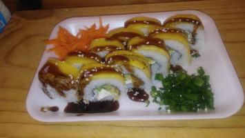 Calzam Sushi Teriyaki Alitas inside