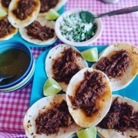 Barabacoa De Borrego El Colocho food