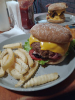 Negros Burger Comonfort. food