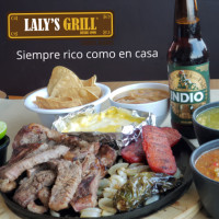 Laly's Grill food