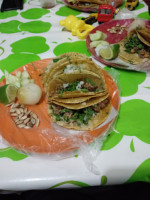 Taquería “doña Marce” food