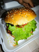 La Mera Burger food