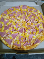 Chubbis Pizza food