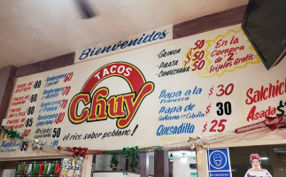 Tacos Chuy inside