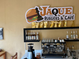 Jaque Burgers food