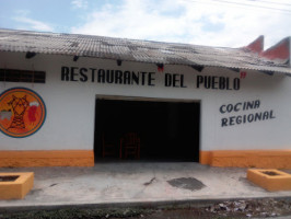 Del Pueblo food