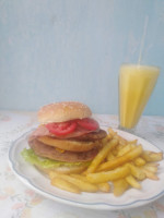 Hamburguesas Super Mario El Bravito food