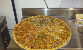 Mostacho's Pizza Sabinas food