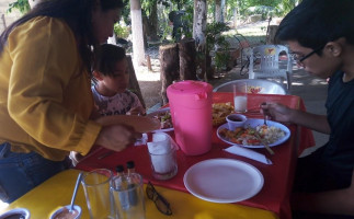 La Caribeña food