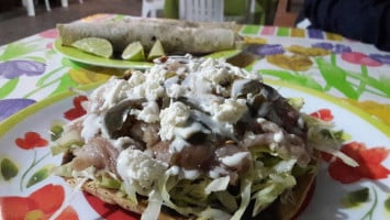 Antojitos Mexicanos Doña Mica food