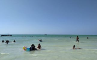 Beach La Palapa food