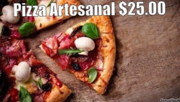 Pizza Artesanal 5a. Avenida food