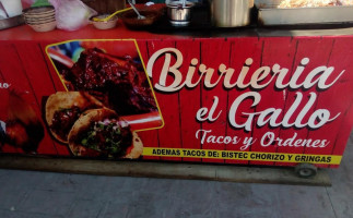 Birrieria El Gallo food