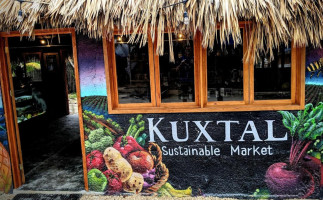 Kuxtal Market Cafe Breakfast Shop Chill outside