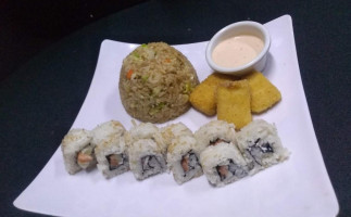 Tomohisa Sushi food