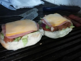 Hamburguesas Y Alitas Jasek food