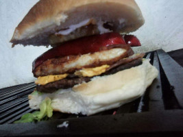 Hamburguesas Y Alitas Jasek food