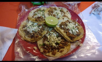 Tacos El Calvario 2 food
