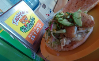 Taqueria Los Gemelos food