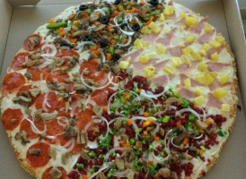 Chago's Patt Pizza food