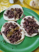 Taquería Don Goyito food