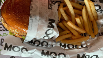 Moo House Burger food