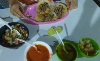 Tacos El Sazón food