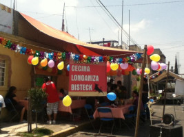 Tacos El Rayo food