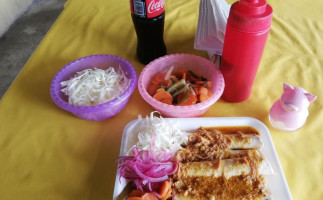 Tacos De Cochinita La Cabañita food