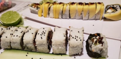 La Madriguera Del Coyote Sushi food