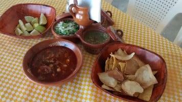 Consome Y Barbacoa El Cimarron food