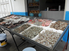 Pescaderia El Ancla food