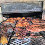 Pollos Y Costillas Ahumadas La Sierra Dentro