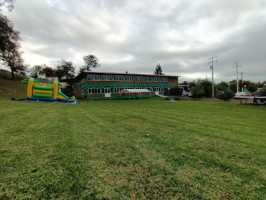 Campestre Las Bugambilias outside