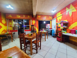 Taqueria El Chikis food