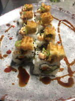 Valita Sushi Wok Cancún inside