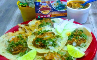 Taquería “aquí Sus Tacos” food