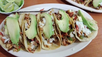 Taqueria El Fogoncito food