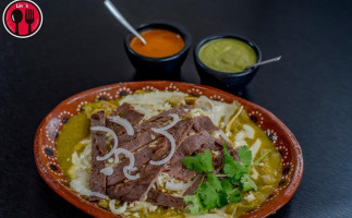 Lino's Comida Mexicana food