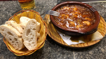 Taberna La Malagueña El Cangrejo food