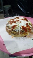 Tacos Los Mariachis food