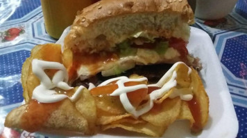 Hot Dogs Y Hamburguesas Los Foquitos food