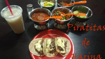 El Pirata food