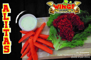 Wings Mexican Pub food