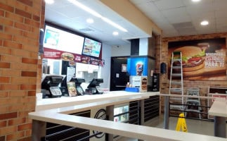 Burger King Buenavista inside