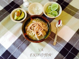 Fonda La Escondida food