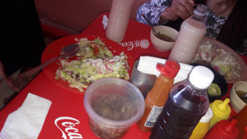 Sopes Y Tacos El Portal food