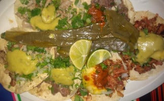 Taqueria El Jarocho food