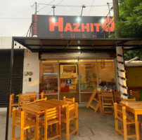 Hazhito Sushi inside