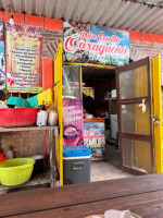 La Oaxaqueña food